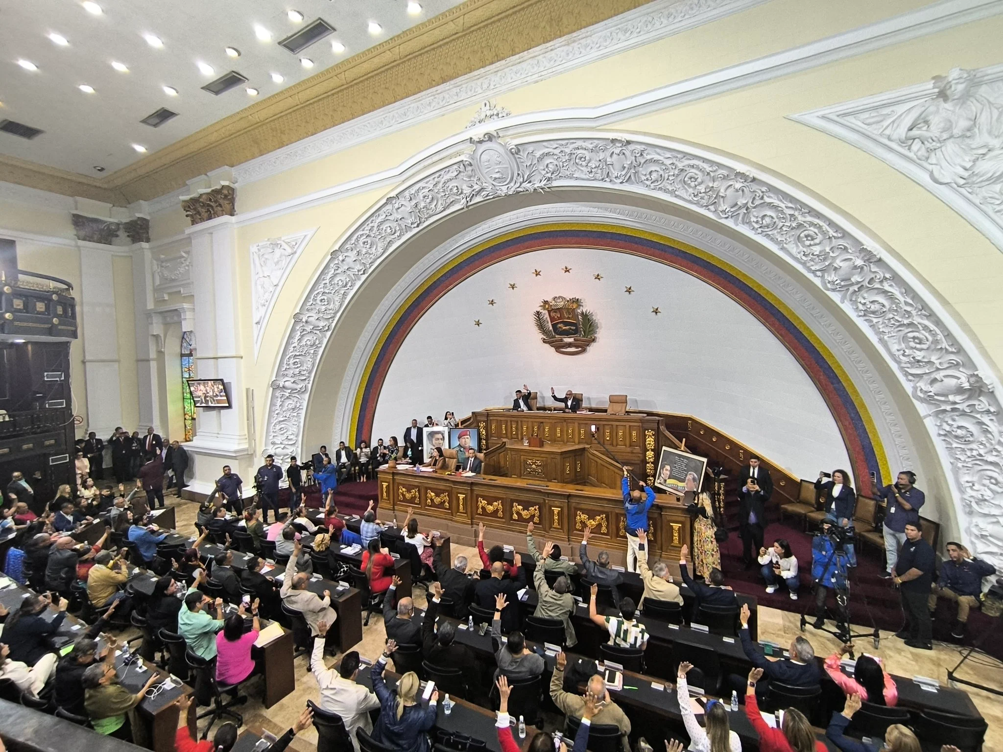 Capriles retorna a la Asamblea