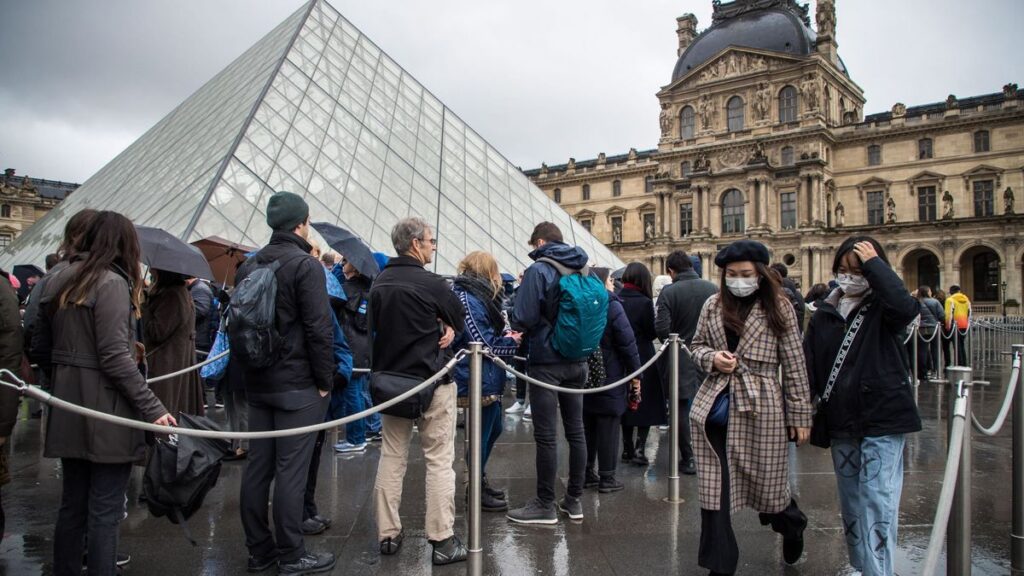 Louvre