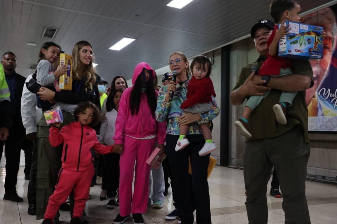 Siete niños venezolanos liberados regresan a casa tras ser rescatados del secuestro