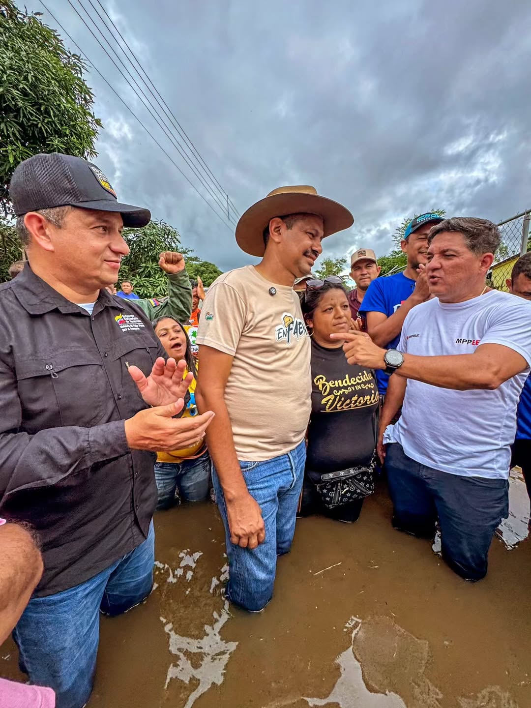 Gobernación de Apure y gobierno nacional continúan apoyo firme ante emergencia por lluvias e inundaciones