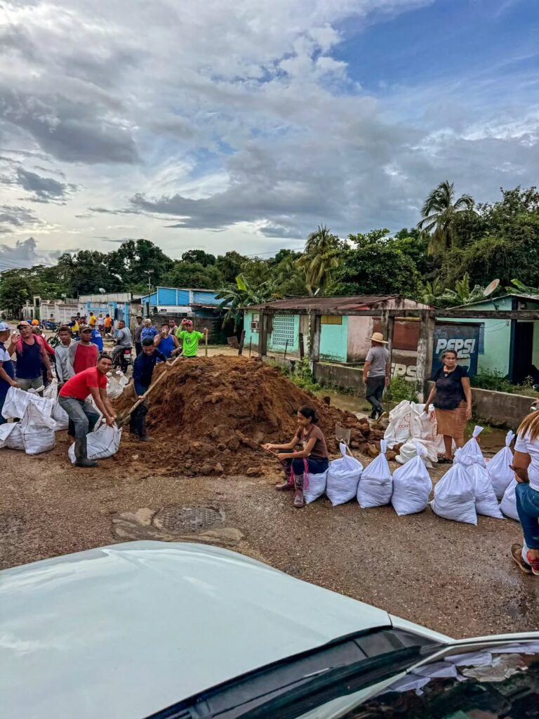 Gobernación de Apure y gobierno nacional continúan apoyo firme ante emergencia por lluvias e inundaciones