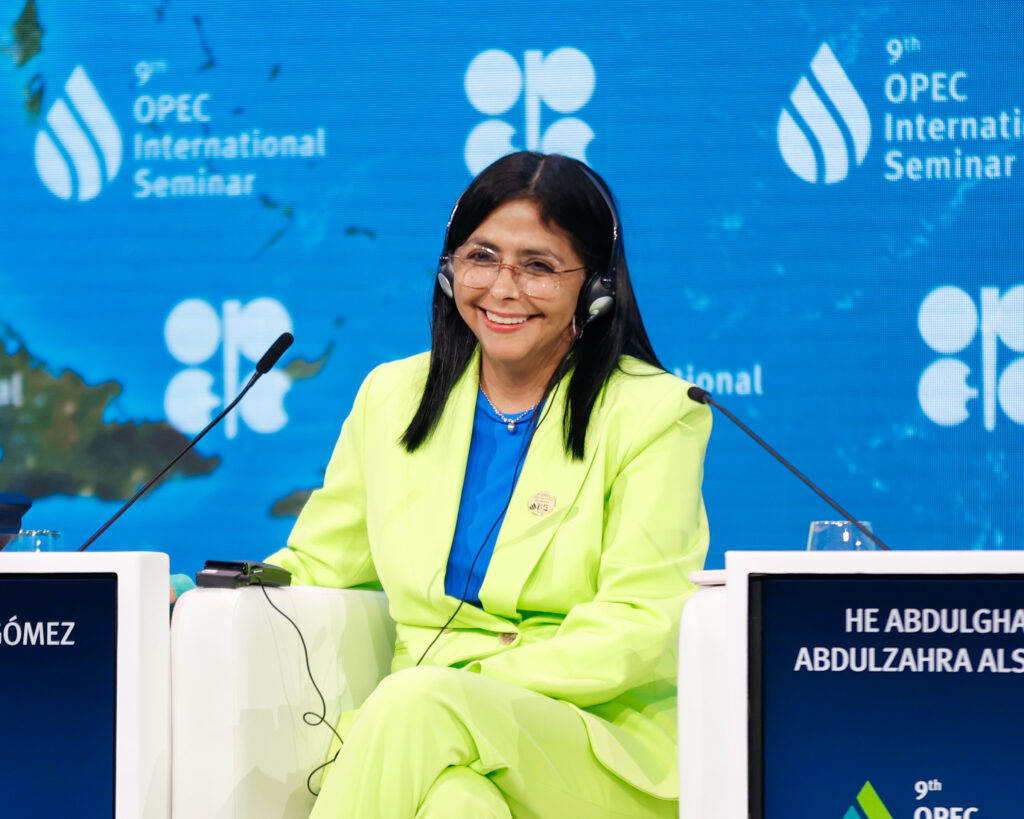 Participación de la Vicepresidenta Delcy Rodríguez en el IX Seminario Internacional de la OPEP