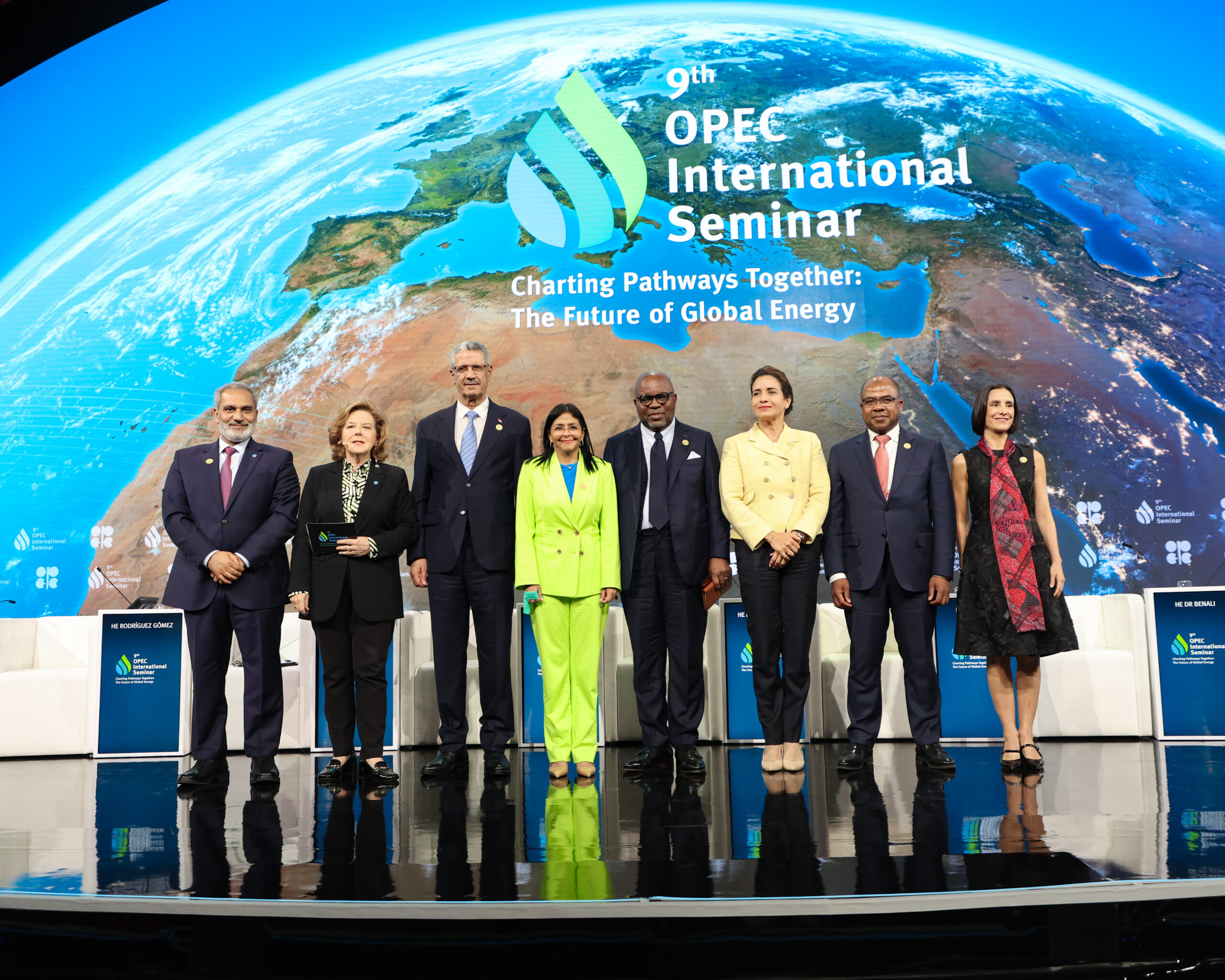 Participación de la Vicepresidenta Delcy Rodríguez en el IX Seminario Internacional de la OPEP