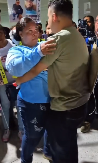 Venezolanos víctimas de secuestro en El Salvador regresan a sus casas tras procesos de repatriación coordinados por el Gobierno Nacional