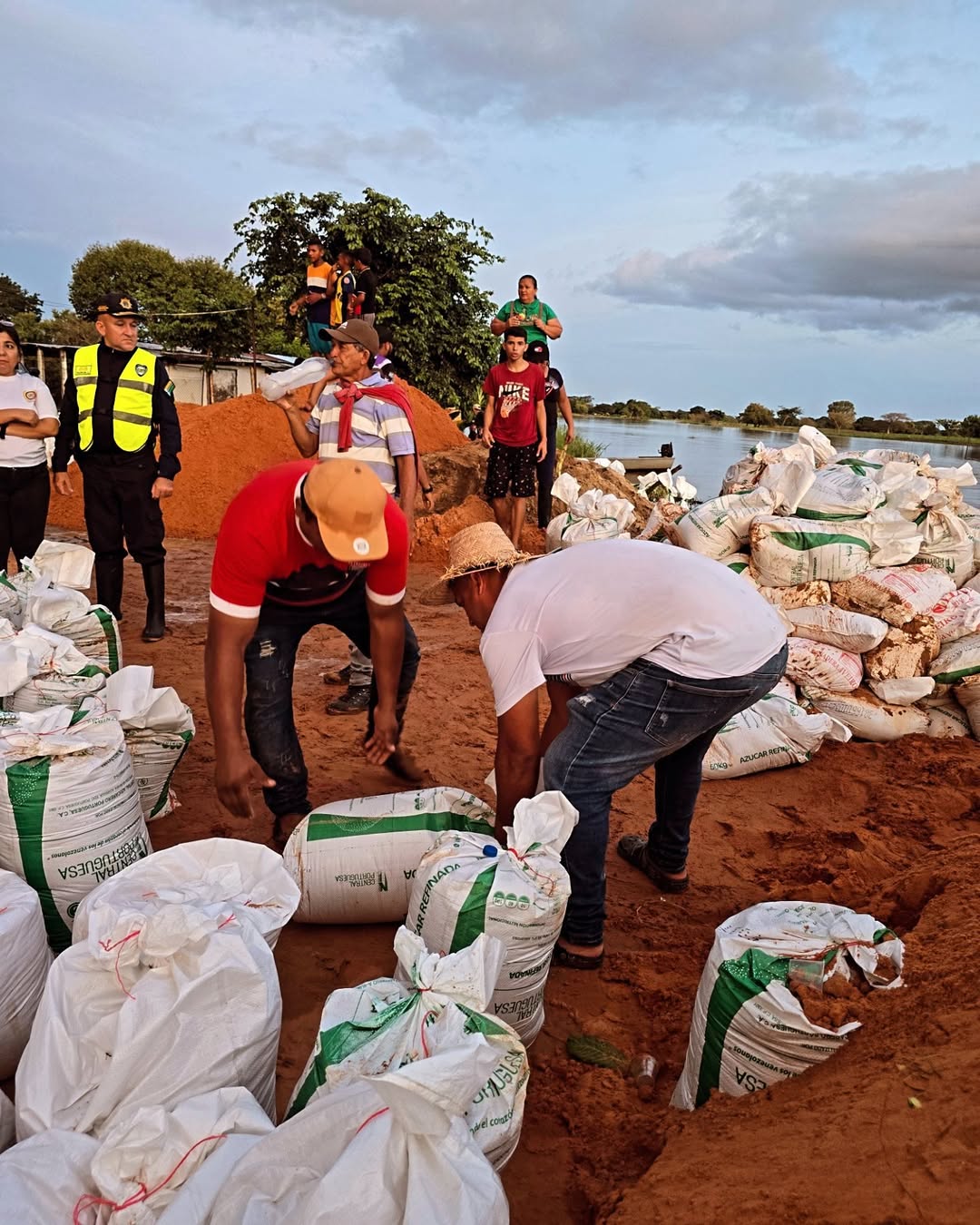 Las autoridades del estado Apure refuerzan la supervisión y apoyo integral ante la emergencia por lluvias