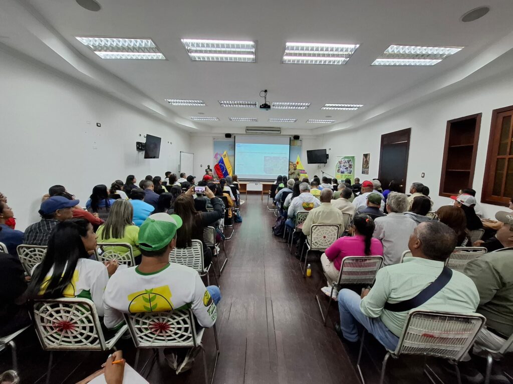 Venezuela supera la cifra de 1,400 formadores capacitados en Agricultura Regenerativa