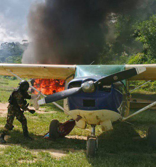 FANB destruye dos aeronaves y un centro logístico Tancol en Apure