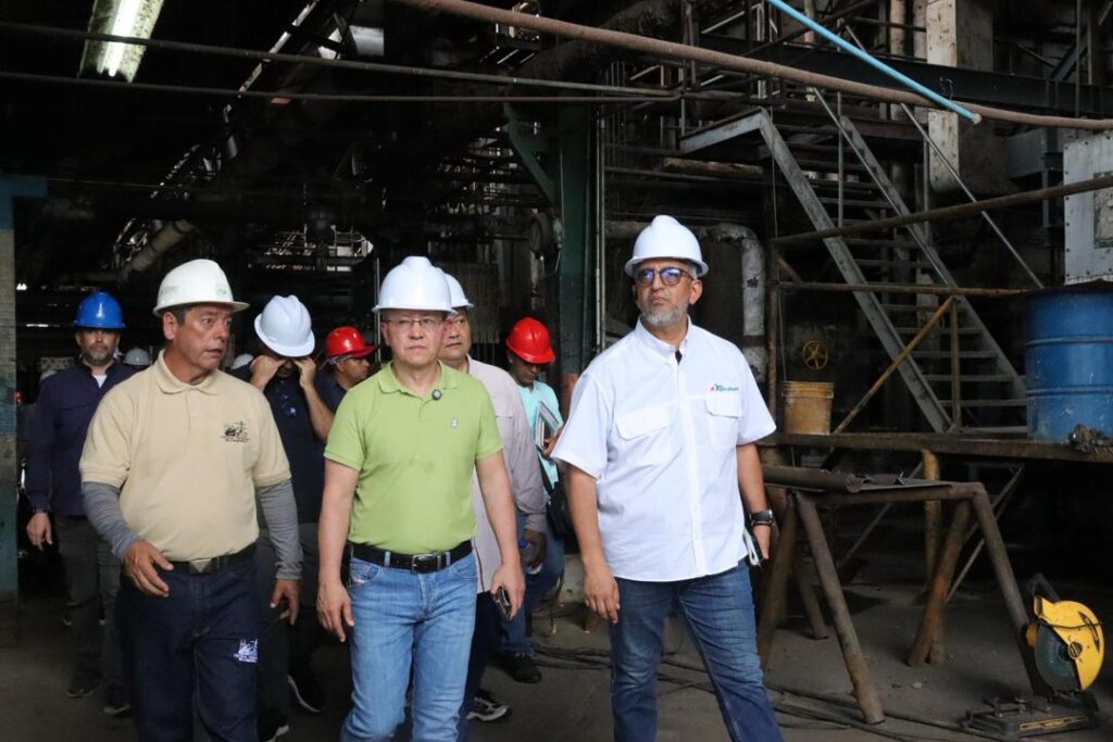 Gobierno venezolano y empresarios turcos impulsan la reactivación de centrales azucareros