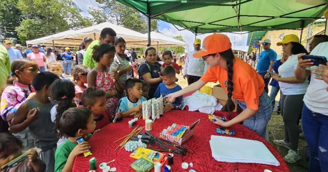 Jornada de salud gratuita beneficia a más de mil personas en Santa Teresita de Guayana Esequiba