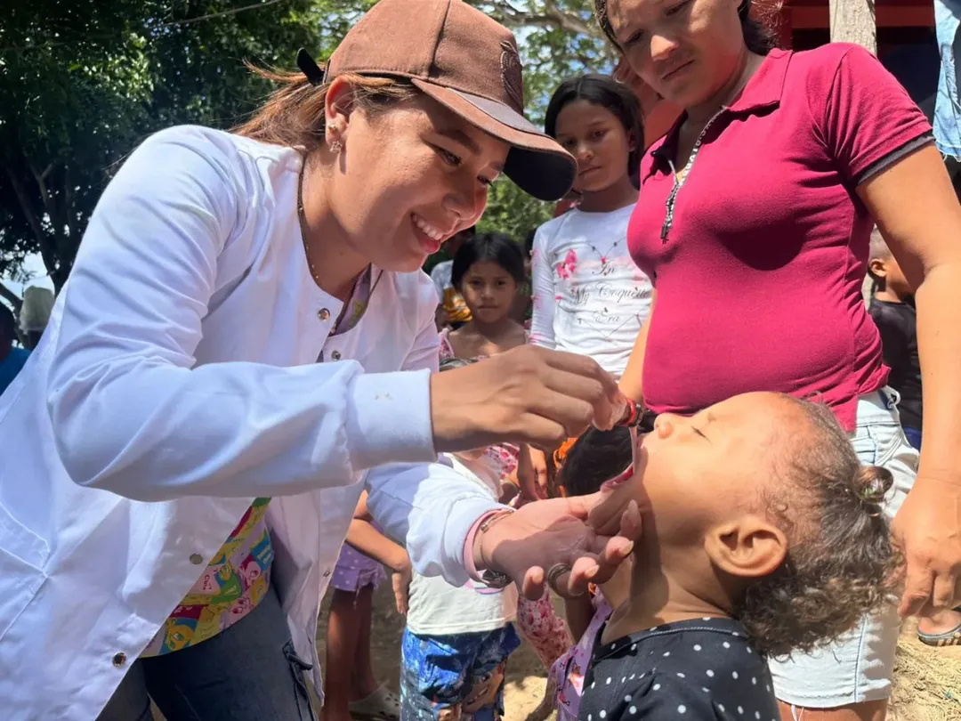 Habitantes de Isla Apurito reciben atención médica integral tras intensas lluvias en Apure