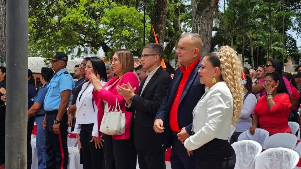 Gobernador de Guayana Esequiba, Neil Villamizar, condena ataques internacionales contra el presidente Maduro