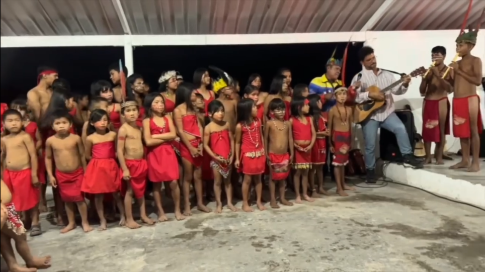 Gobernador Neil Villamizar celebra la resiliencia del Pueblo Pemón a través del Documental “La Piedra Kueka”
