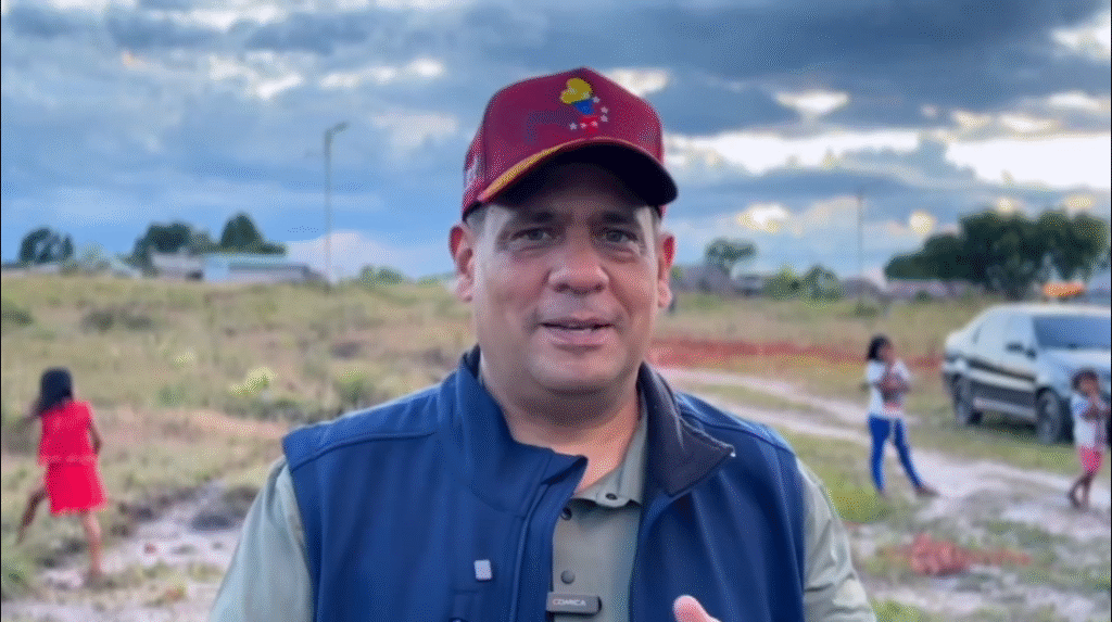 Gobernador Neil Villamizar celebra la resiliencia del Pueblo Pemón a través del Documental “La Piedra Kueka”