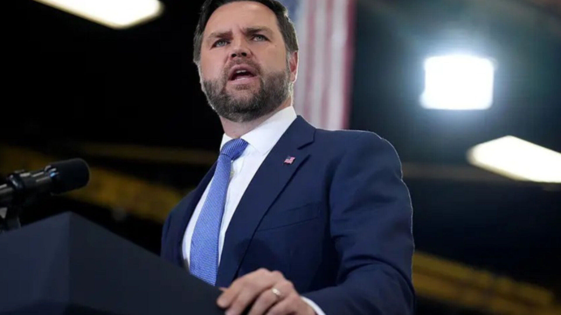 Vicepresidente de EEUU amenaza a pescadores del caribe