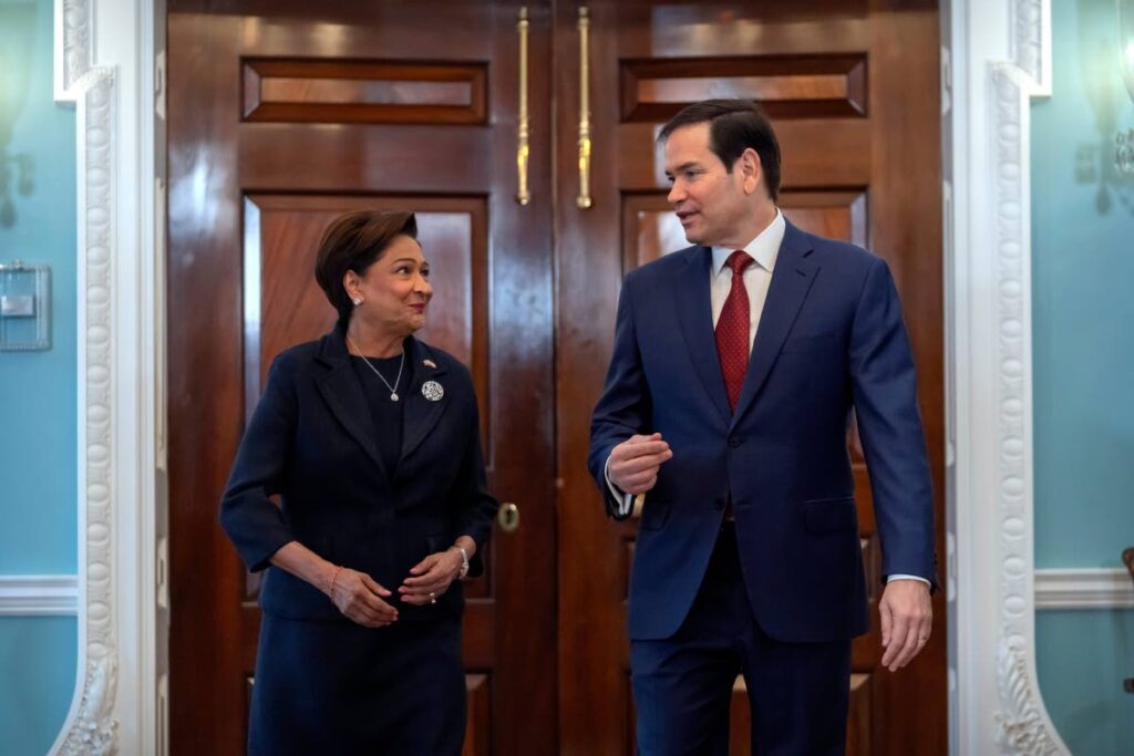 Primera Ministra de Trinidad y Tobago, Kamla Persad Bissessar, en reunión con el secretario de Estado de los Estados Unidos, Marco Rubio.