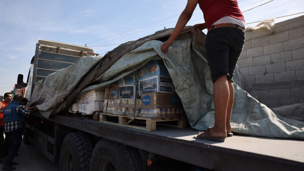 Egipto reitera su compromiso: Envío masivo de ayuda humanitaria a Gaza tras acuerdo de alto el fuego