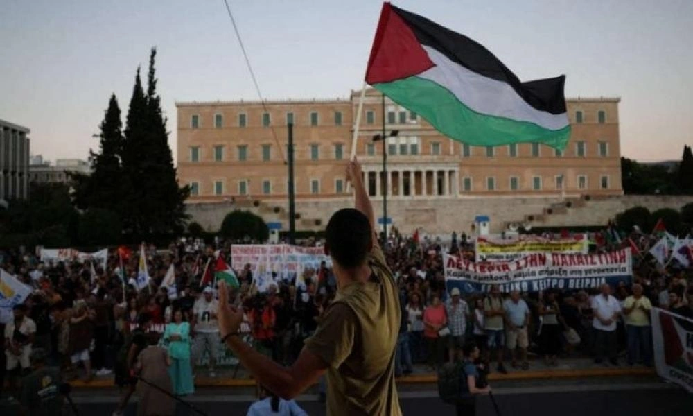 Protestas en Atenas y otras ciudades europeas contra el régimen sionista tras interceptación de la Flotilla