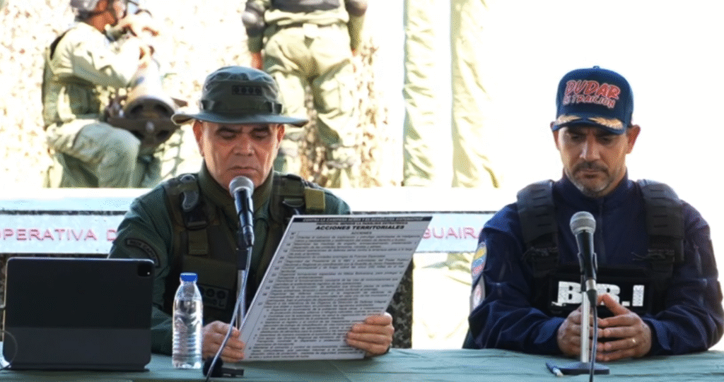 Vladimir Padrino López llama a la defensa integral y la ofensiva permanente ante amenaza militar de EEUU