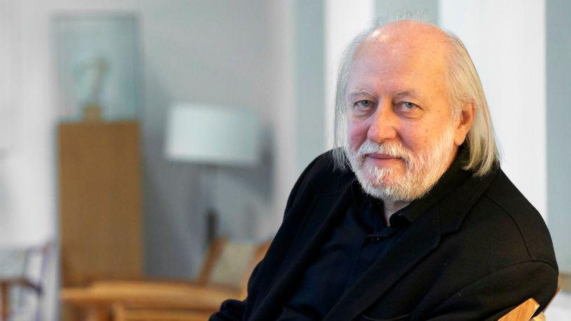 László Krasznahorkai: El visionario húngaro que conquista el Nobel de Literatura 2025
