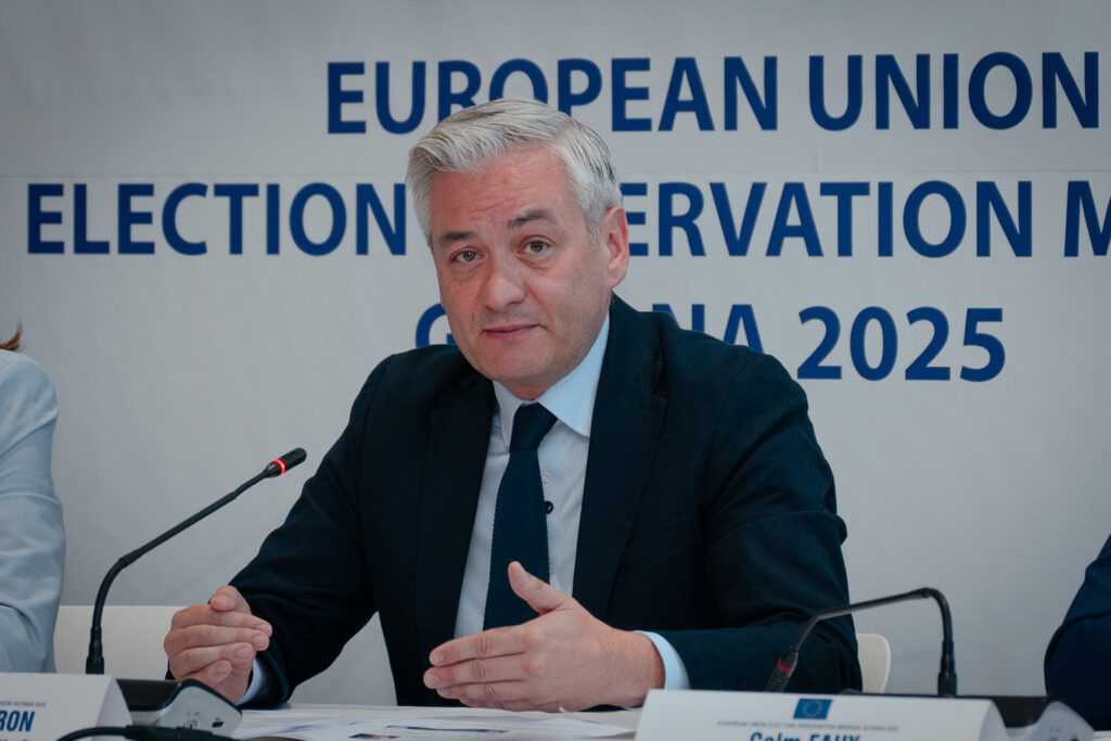 Observador jefe de la Comisión Electoral de la Unión Europea Robert Biedroń