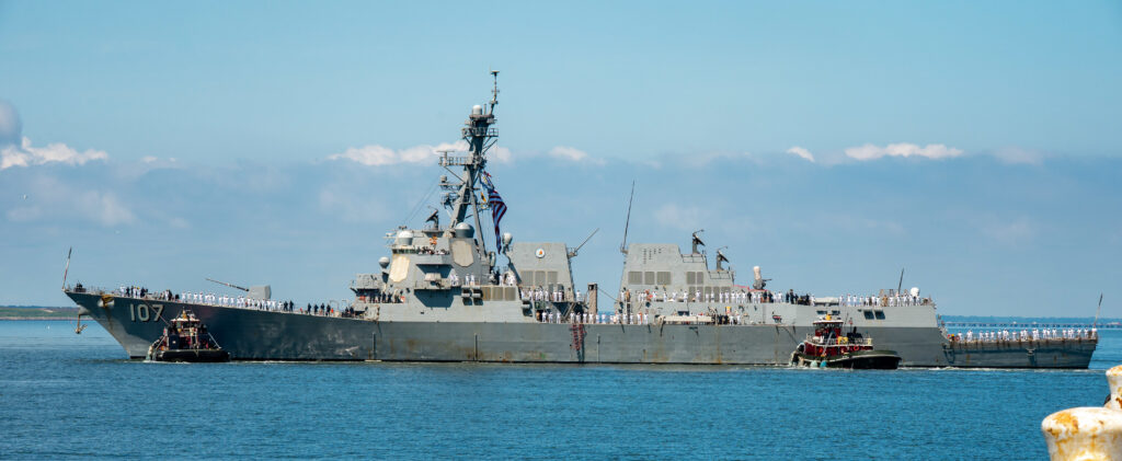 USS Gravely en aguas del Caribe