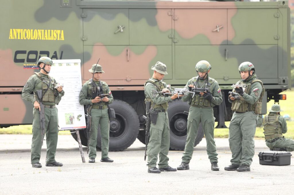 Venezuela intensifica preparación militar frente a amenazas en el Caribe, afirma Padrino López