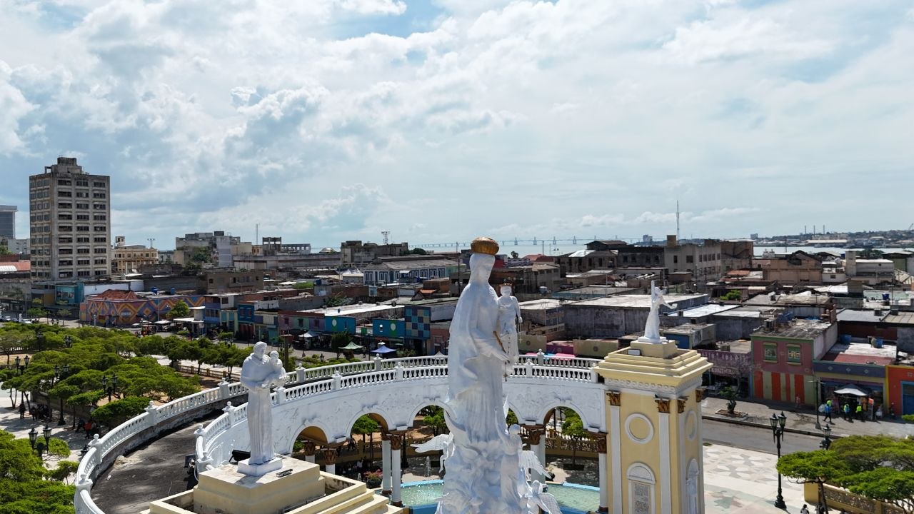 Maracaibo, capital del estado Zulia, conmemora con gran devoción el 316 aniversario del milagro que marcó la llegada de la Virgen de Chiquinquirá