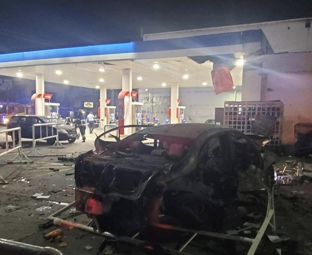 Estación de gasolina de Regente y Reyes, Guyana