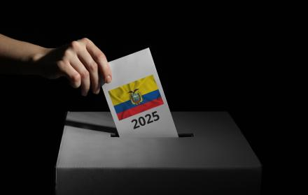 El No se impone contundencia en referéndum y consulta popular: más del 60% rechaza nueva Constitución