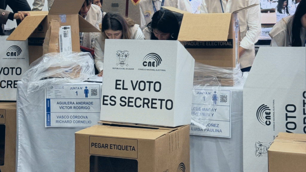 El No se impone contundencia en referéndum y consulta popular: más del 60% rechaza nueva Constitución