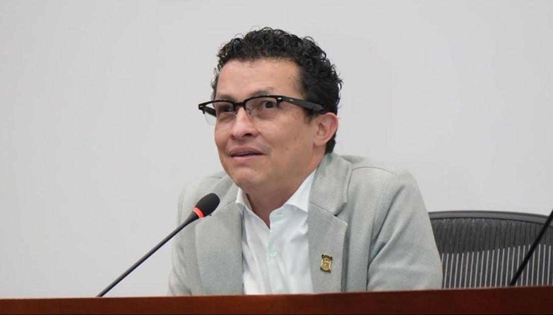 Colombia: congresista David Toro urge a prohibir el mercenarismo