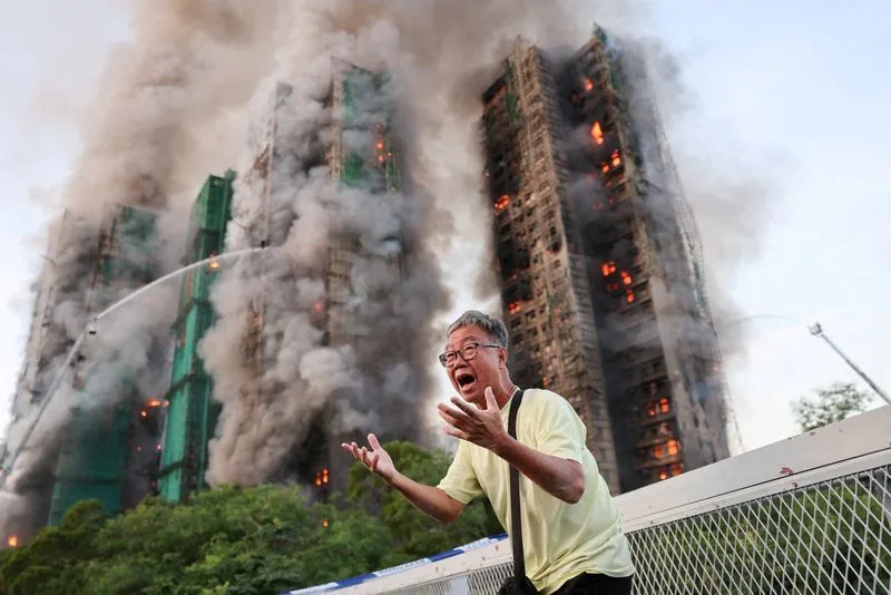 Tragedia en Hong Kong: Incendio devasta complejo residencial y deja al menos 13 muertos