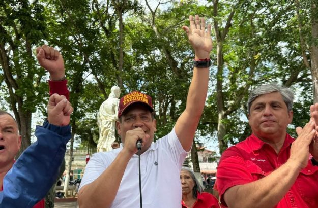 Juramentación de Comandos Populares en Guayana Esequiba para defender la soberanía de Venezuela