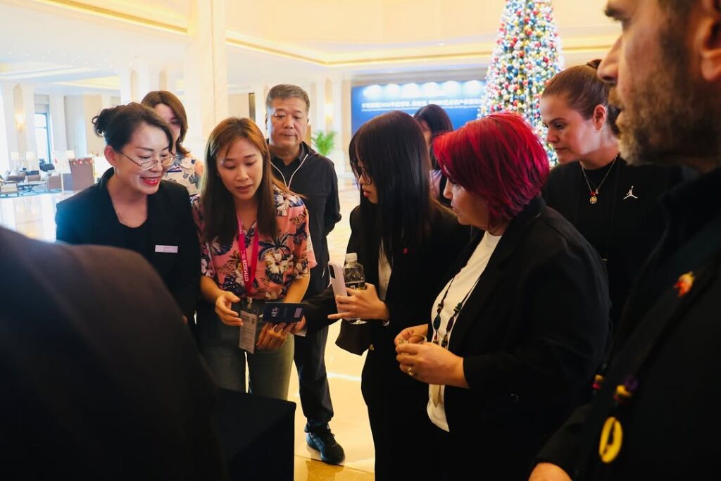 Venezuela mira a Asia: embajador y ministra de Turismo fortalecen estrategia en Travel Mart Haikou 2025